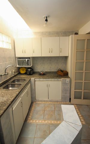 Casa de condomínio à venda com 133m², 3 quartos e 2 vagas Casa de condomínio à venda com 133m², 3 quartos e 2 vagasCozinha