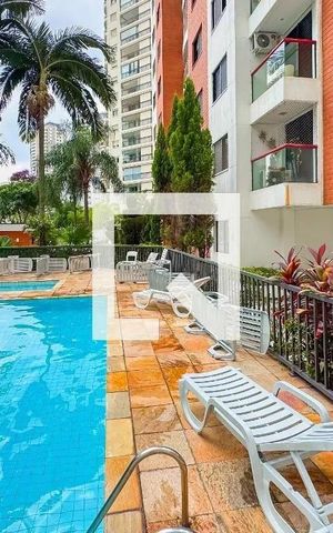 Apartamento à venda com 105m², 3 quartos e 2 vagas Apartamento à venda com 105m², 3 quartos e 2 vagasÁrea comum - Piscina