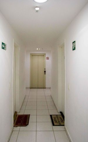 Apartamento à venda com 52m², 2 quartos e 1 vagaHall de entrada