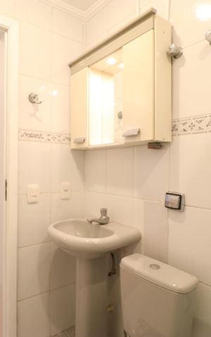 Apartamento à venda com 110m², 4 quartos e 1 vagaBanheiro da Suíte