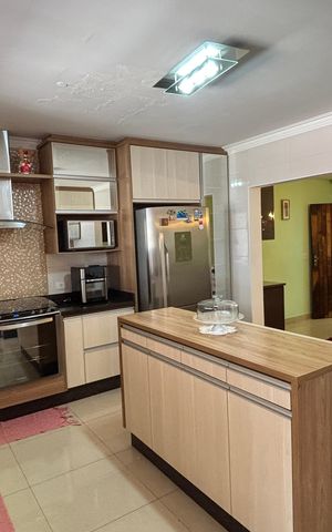 Casa à venda com 263m², 3 quartos e 8 vagas Casa à venda com 263m², 3 quartos e 8 vagasSala de Jantar - Cozinha