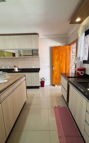 Casa à venda com 263m², 3 quartos e 8 vagas Casa à venda com 263m², 3 quartos e 8 vagasSala de Jantar - Cozinha