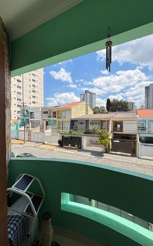 Casa à venda com 263m², 3 quartos e 8 vagas Casa à venda com 263m², 3 quartos e 8 vagasSuite - Varanda