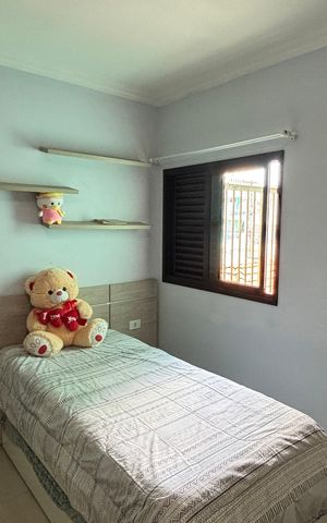 Casa à venda com 263m², 3 quartos e 8 vagas Casa à venda com 263m², 3 quartos e 8 vagasSuite 2