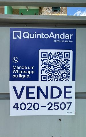 Casa à venda com 263m², 3 quartos e 8 vagas Casa à venda com 263m², 3 quartos e 8 vagasFachada