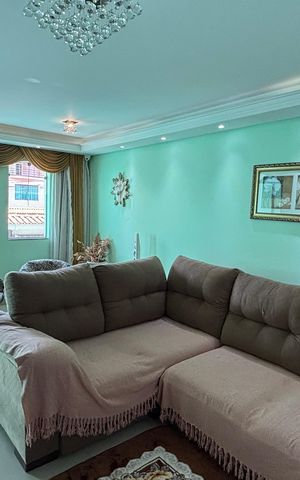 Casa à venda com 263m², 3 quartos e 8 vagas Casa à venda com 263m², 3 quartos e 8 vagasSala