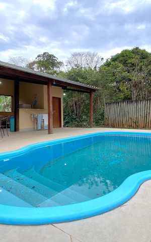 Casa de condomínio à venda com 200m², 3 quartos e 4 vagas Casa de condomínio à venda com 200m², 3 quartos e 4 vagasPiscina