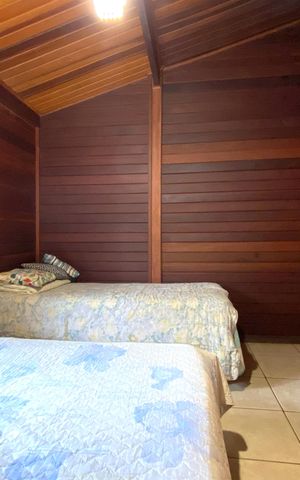 Casa de condomínio à venda com 200m², 3 quartos e 4 vagas Casa de condomínio à venda com 200m², 3 quartos e 4 vagasSuite 1