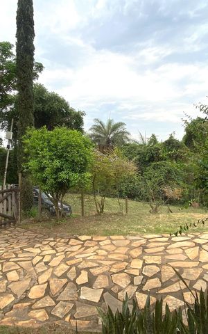 Casa de condomínio à venda com 200m², 3 quartos e 4 vagas