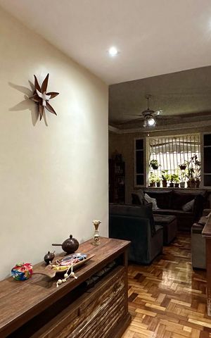 Apartamento à venda com 110m², 3 quartos e sem vaga Apartamento à venda com 110m², 3 quartos e sem vagaEntrada