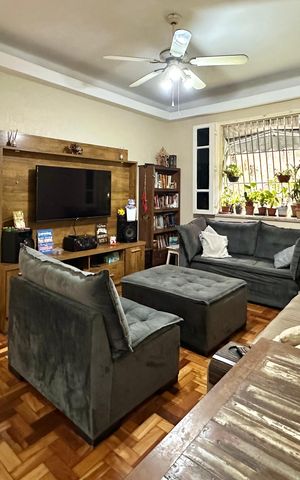 Apartamento à venda com 110m², 3 quartos e sem vaga Apartamento à venda com 110m², 3 quartos e sem vagaSala