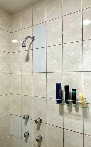 Apartamento à venda com 110m², 3 quartos e sem vaga Apartamento à venda com 110m², 3 quartos e sem vagaBanheiro