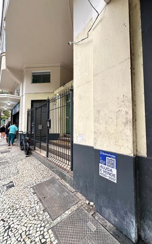 Apartamento à venda com 110m², 3 quartos e sem vaga Apartamento à venda com 110m², 3 quartos e sem vagaPlaquinha
