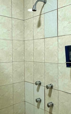 Apartamento à venda com 110m², 3 quartos e sem vaga Apartamento à venda com 110m², 3 quartos e sem vagaBanheiro