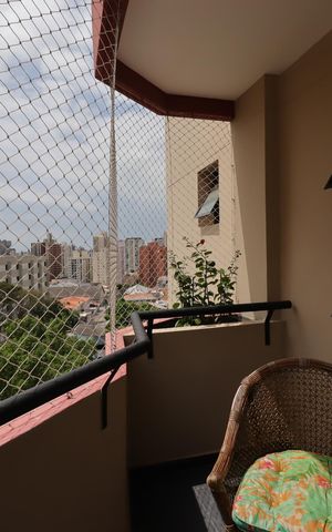 Apartamento à venda com 210m², 4 quartos e 4 vagasSacada da Suíte 4