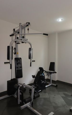 Apartamento à venda com 210m², 4 quartos e 4 vagasÁrea Comum - Academia