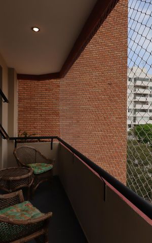 Apartamento à venda com 210m², 4 quartos e 4 vagasVaranda da Sala