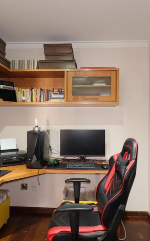 Apartamento à venda com 210m², 4 quartos e 4 vagasEscritório