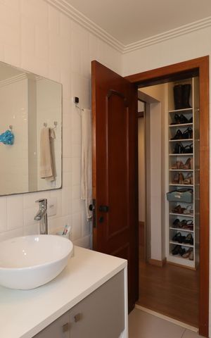 Apartamento à venda com 210m², 4 quartos e 4 vagasBanheiro da Suíte 4