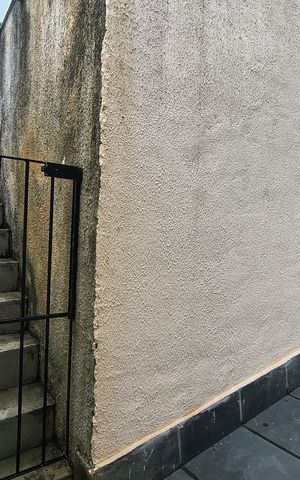 Casa de condomínio à venda com 330m², 4 quartos e 3 vagasFachada