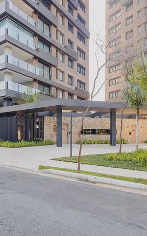 Apartamento à venda com 301m², 3 quartos e 4 vagasFachada