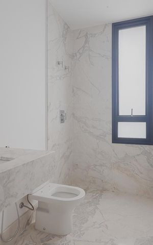 Apartamento à venda com 301m², 3 quartos e 4 vagasBanheiro 1 da Suíte 3
