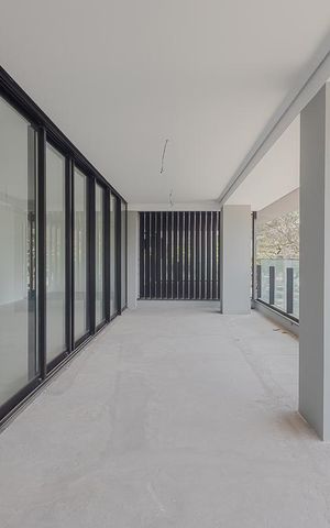 Apartamento à venda com 301m², 3 quartos e 4 vagasVaranda