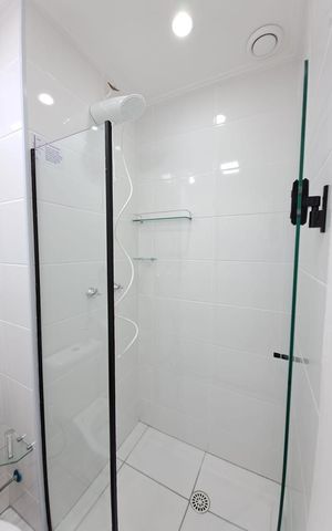 Apartamento para alugar com 54m², 2 quartos e 1 vaga Apartamento para alugar com 54m², 2 quartos e 1 vagaBanheiro da Suíte