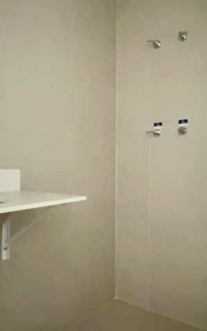 Studio à venda com 25m², 1 quarto e sem vaga Studio à venda com 25m², 1 quarto e sem vagaBanheiro Social
