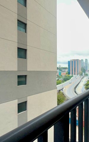 Studio à venda com 25m², 1 quarto e sem vaga Studio à venda com 25m², 1 quarto e sem vagaSacada do Studio