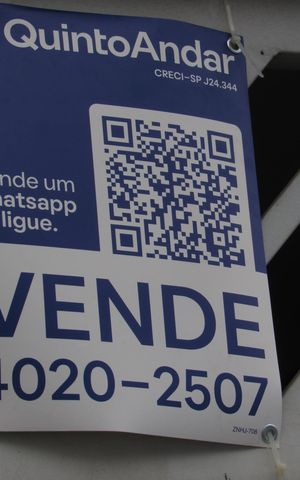 Casa à venda com 217m², 2 quartos e 4 vagasPlaca