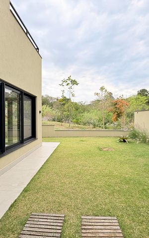Casa de condomínio à venda com 380m², 5 quartos e 3 vagasÁrea externa