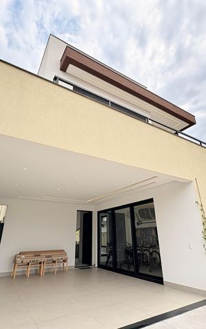 Casa de condomínio à venda com 380m², 5 quartos e 3 vagasÁrea externa