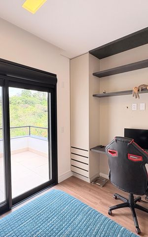 Casa de condomínio à venda com 380m², 5 quartos e 3 vagasSuíte 3