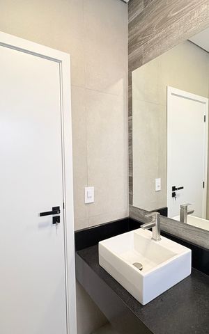 Casa de condomínio à venda com 380m², 5 quartos e 3 vagasBanheiro da Suíte 3