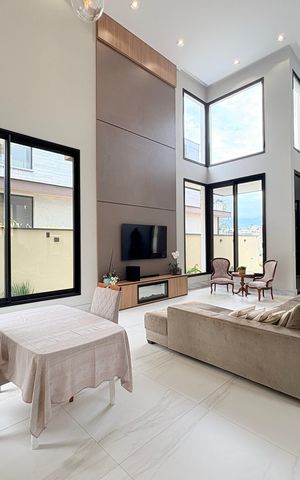 Casa de condomínio à venda com 380m², 5 quartos e 3 vagasSala