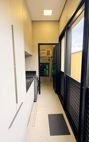 Casa de condomínio à venda com 380m², 5 quartos e 3 vagasÁrea de Serviço
