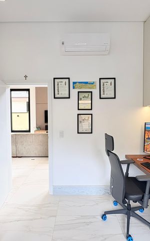 Casa de condomínio à venda com 380m², 5 quartos e 3 vagasQuarto 1