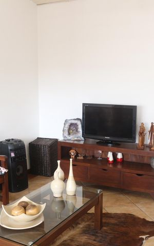 Apartamento à venda com 160m², 2 quartos e 2 vagasSala de TV