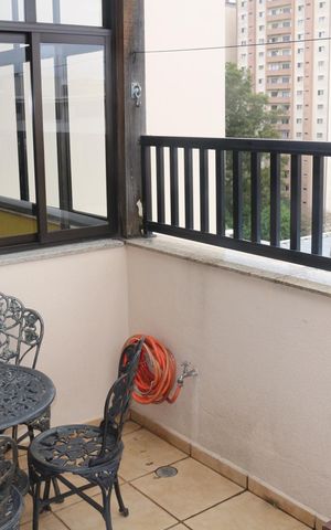 Apartamento à venda com 160m², 2 quartos e 2 vagasVaranda do Espaço Gourmet