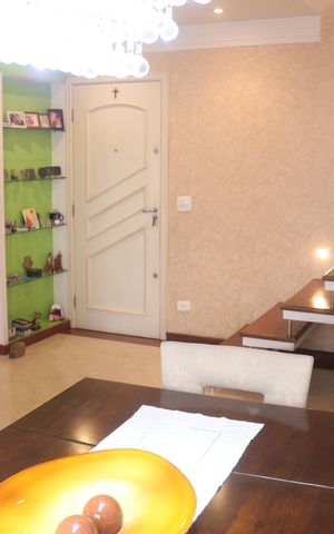 Apartamento à venda com 160m², 2 quartos e 2 vagasSala