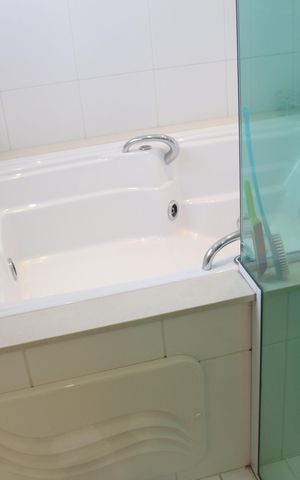 Apartamento à venda com 160m², 2 quartos e 2 vagasBanheiro da Suíte 2