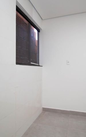 Apartamento à venda com 49m², 2 quartos e sem vaga Apartamento à venda com 49m², 2 quartos e sem vagaCozinha e Área de Serviço