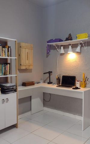 Apartamento à venda com 72m², 2 quartos e sem vaga Apartamento à venda com 72m², 2 quartos e sem vagaEscritório