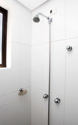 Apartamento à venda com 230m², 2 quartos e 2 vagasBanheiro 2