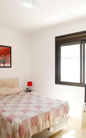 Apartamento à venda com 230m², 2 quartos e 2 vagasSuíte