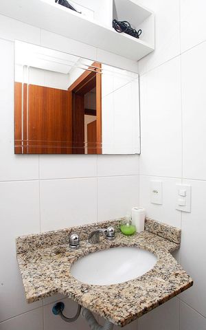 Apartamento à venda com 230m², 2 quartos e 2 vagasBanheiro 2