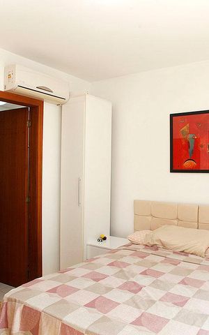 Apartamento à venda com 230m², 2 quartos e 2 vagasSuíte