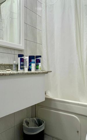 Studio à venda com 31m², 1 quarto e 1 vaga Studio à venda com 31m², 1 quarto e 1 vagaBanheiro Social