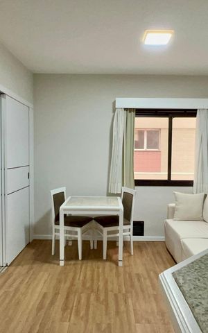 Studio à venda com 31m², 1 quarto e 1 vaga Studio à venda com 31m², 1 quarto e 1 vagaStudio